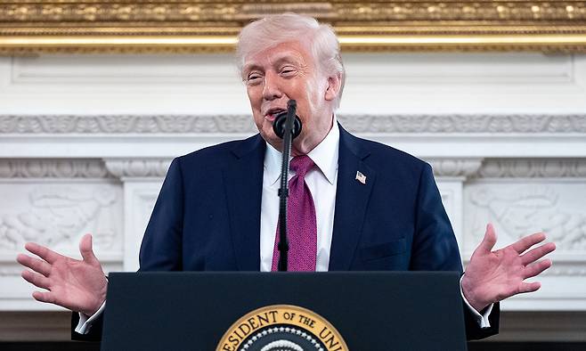 도널드 트럼프 미국 대통령이 사실상의 ‘무기한 휴전’을 선언했다. 2차 대면 협상 가능성이 작아지면서 휴전을 연장한 것이다. 사진은 도널드 트럼프 미국 대통령. AP연합뉴스