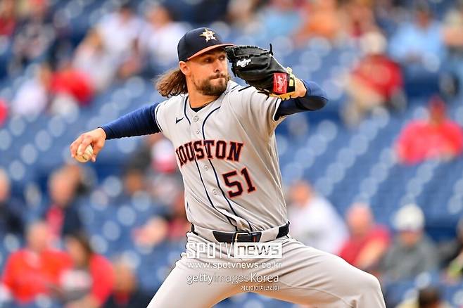 ▲ 휴스턴 애스트로스 라이언 와이스가 22일 2026 메이저리그&nbsp;클리블랜드 가디언스와의 원정경기에 선발 등판했다. 3⅓이닝 5피안타(1피홈런) 4볼넷 4탈삼진 2실점에 그치며 또 조기 강판을 겪었다. 메이저리그에서 계속 고전 중이다.