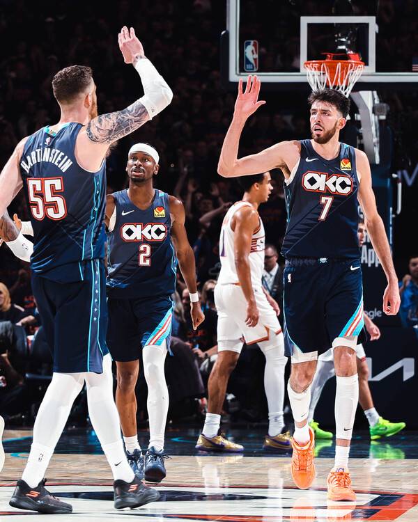 2연승을 달린 오클라호마시티(사진=오클라호마시티 썬더 SNS)