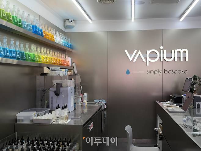 서울 종로구 종로 3가 인근 전자담배가게의 모습.(황민주 기자 minchu@)