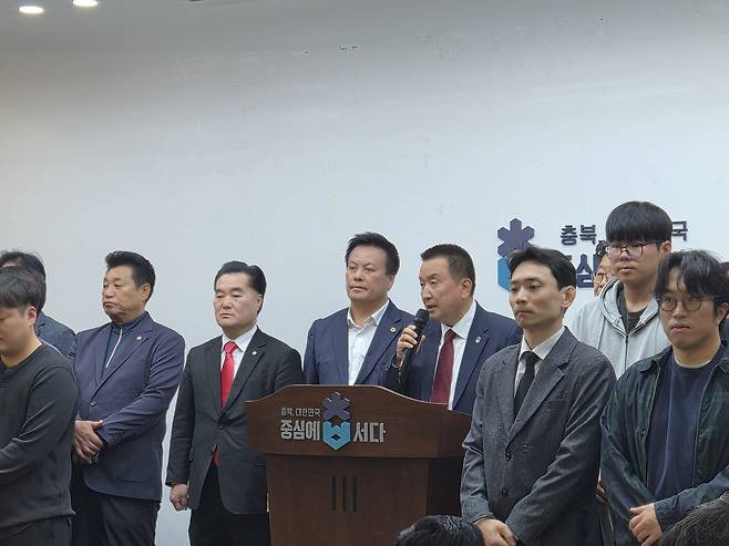 출마선언하는 김영환. 임은수 기자