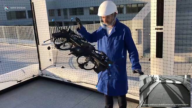 AERIX T-16은 추력 벡터 제어(thrust vectoring)를 통해 기체 방향과 관계없이 추력을 원하는 방향으로 자유롭게 보낼 수 있다 / 유튜브 @aerixsystems