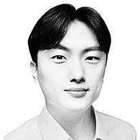 여성국 정치부 기자