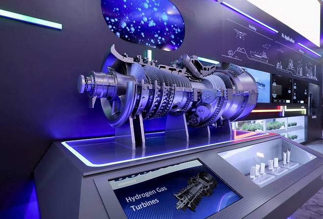 두산에너빌리티의 수소터빈 모형.  /사진=한경DB