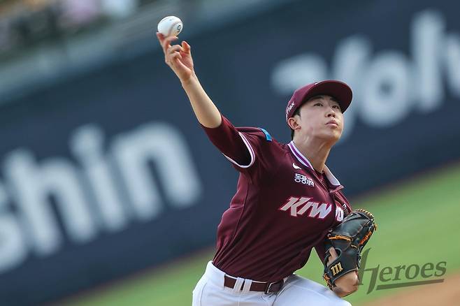 키움 배동현은 유명을 달리한 친구의 몫까지 투구하며 올 시즌 한 단계 더 성장하려고 한다. 사진제공｜키움 히어로즈