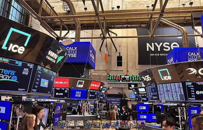 미국 뉴욕증권거래소(NYSE) (뉴욕=연합뉴스) 김연숙 특파원 = 22일(현지시간) 미국 뉴욕증권거래소(NYSE) 트레이딩 플로어 2026.4.22 nomad@yna.co.kr