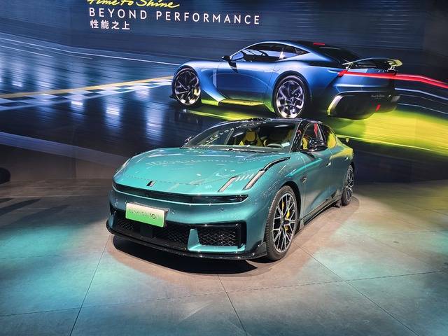 24일 중국 베이징 오토차이나 2026에서 공개된 링크앤코의 GT 콘셉트. 김상욱 기자.