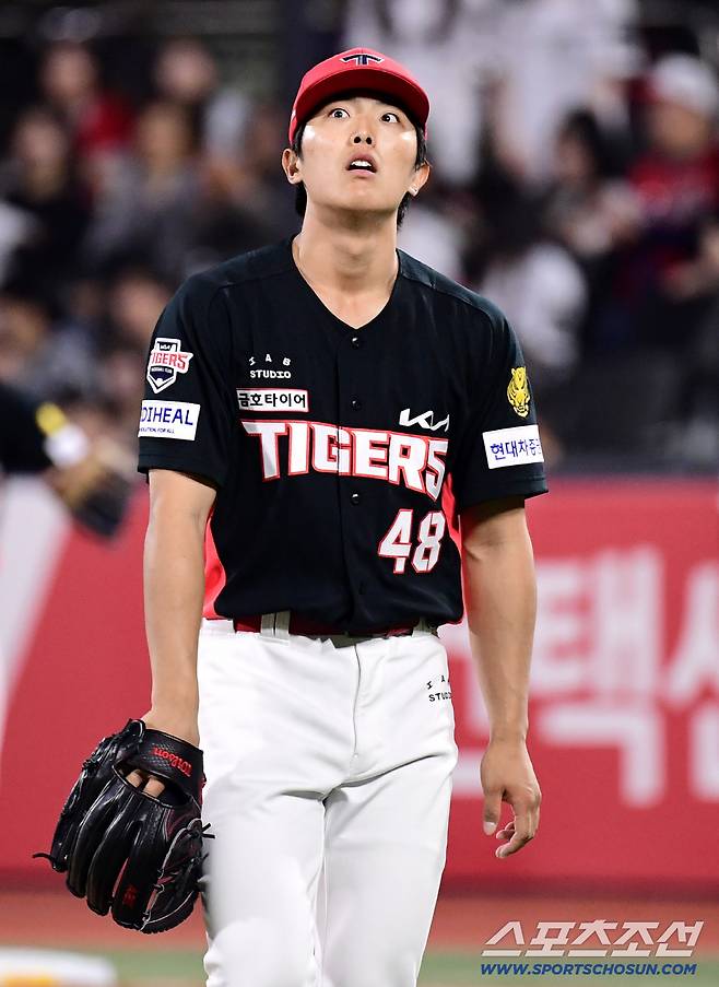 23일 수원 케이티위즈파크에서 열린 KT와 KIA의 경기. 2회 투구를 마친 KIA 선발 이의리. 수원=송정헌 기자songs@sportschosun.com/2026.04.23/