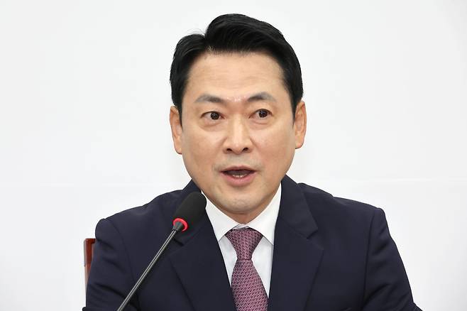 장동혁 국민의힘 대표가 23일 오전 서울 여의도 국회에서 열린 최고위원회의에서 발언을 하고 있다. 2026.04.23 뉴시스