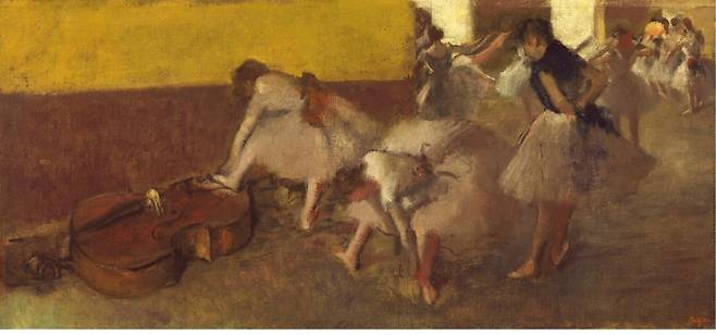 에드가르 드가, ‘녹색 방의 무용수’, 1879년. /디트로이트 미술관, 디트로이트시 구입품, 21.5