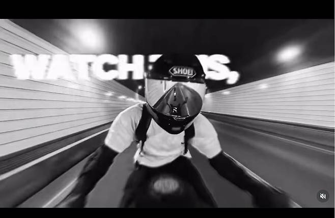 BTS정국, 심야 바이크 도심 질주 영상 글로벌팬 마음 흔들다.. 하루만에 8400만뷰 [K-EYES]