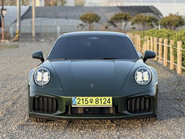 포르쉐 911 Turbo S 정면./사진-김연지 기자