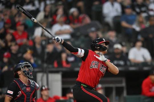 동점 솔로 아치 그린 무라카미. / 사진=연합뉴스