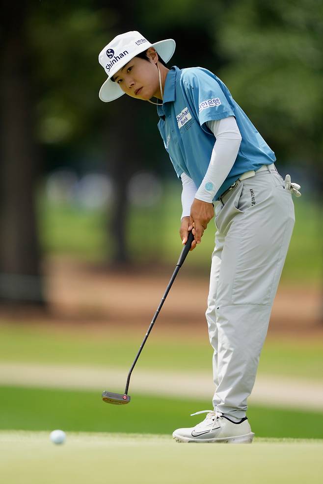 퍼팅을 하고 있는 이소미. 사진 제공=AP연합뉴스