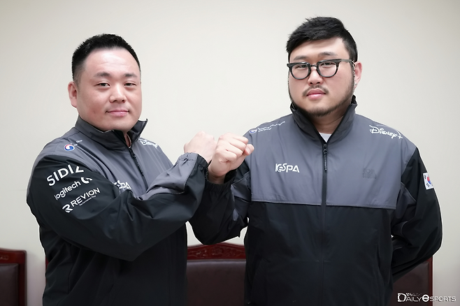 '배그 모바일' 국가대표팀 윤상훈 감독과 유상우 코치가 아시안게임서 금메달을 획득하겠다 다짐했다.