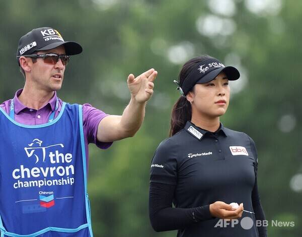 김효주, 양희영, 김세영, 이미향, 황유민, 전인지, 임진희, 이소미, 최혜진, 고진영, 유해란, 김아림, 신지은, 안나린, 이일희, 홍정민, 양윤서, 넬리 코다, 리디아 고 등과 함께 2026년 미국여자프로골프(LPGA) 투어 메이저 골프대회 셰브론 챔피언십에 출전한 윤이나 프로가 3라운드에서 경기하는 모습이다. 사진제공=ⓒAFPBBNews = News1 (사진을 무단으로 사용하지 마십시오.)