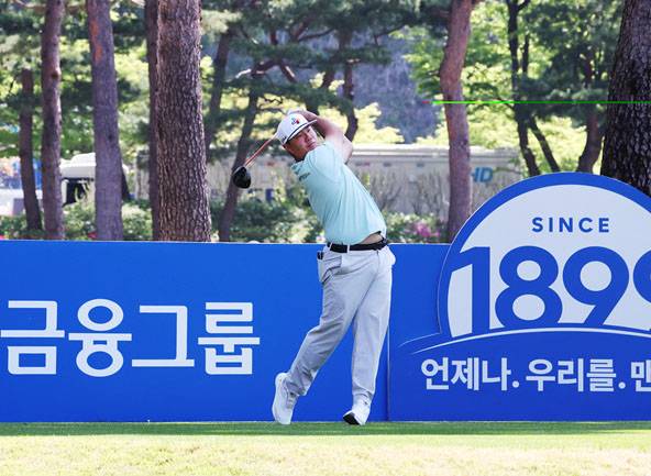 2026년 한국프로골프(KPGA) 투어 우리금융 챔피언십에 출전한 임성재 프로가 3라운드에서 플레이하는 모습이다. 사진제공=KPGA (사진을 무단으로 사용하지 마십시오.)
