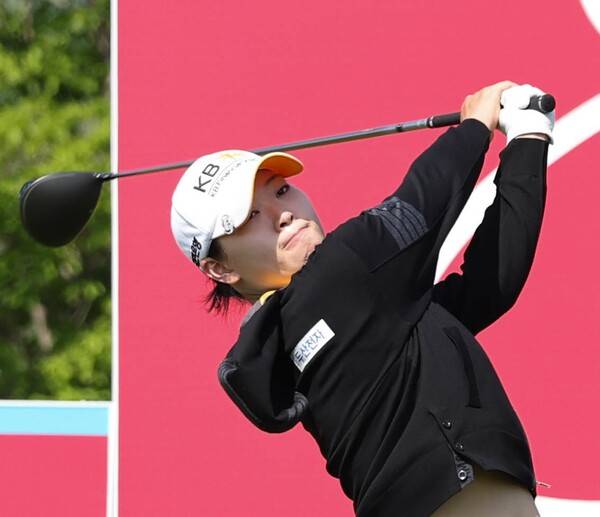 2026년 한국여자프로골프(KLPGA) 투어 덕신EPC 챔피언십 우승 경쟁에 뛰어든 방신실 프로. 사진제공=KLPGA (사진을 무단으로 사용하지 마십시오.)
