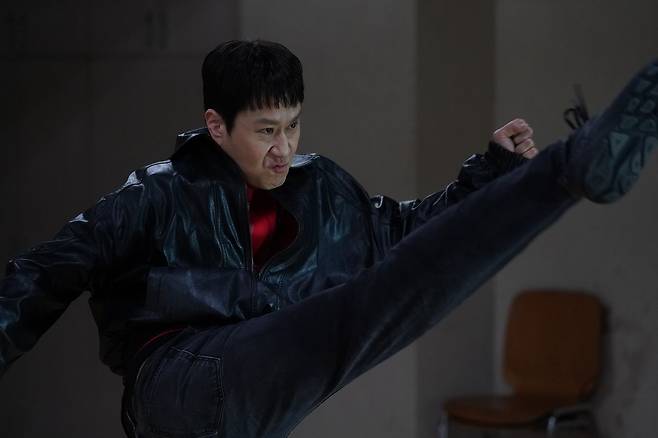 영화 '짱구'는 배우의 꿈을 품고 서울에 상경한 부산 청년 짱구(정우)의 성장통을 그린 작품이다. 사진 바이포엠스튜디오