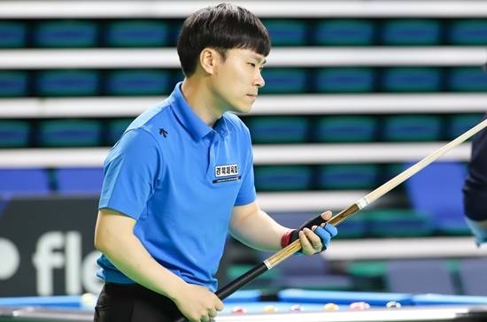 남자 포켓볼에서는 국내1위 고태영(사진)과 권호준 이대규 황용이 2승1패로 선두권을 달리고 있다. (사진=대한당구연맹)