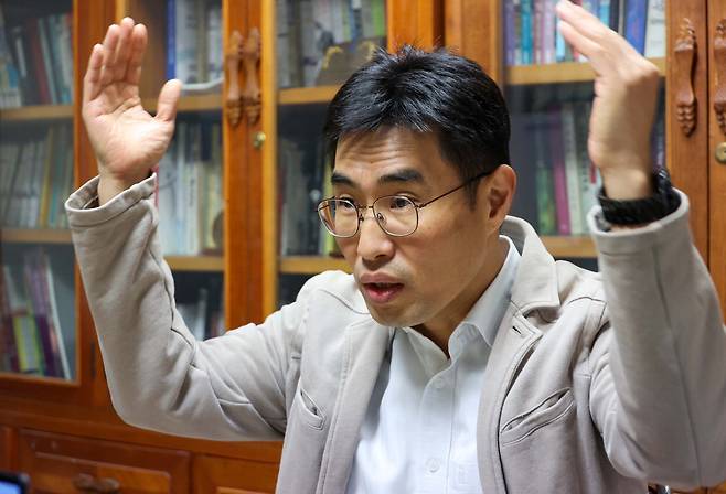 신익수 교수는 "유독 한국에서만 후쿠시마 사고 이후 탈원전에 집착한다"고 지적했다.