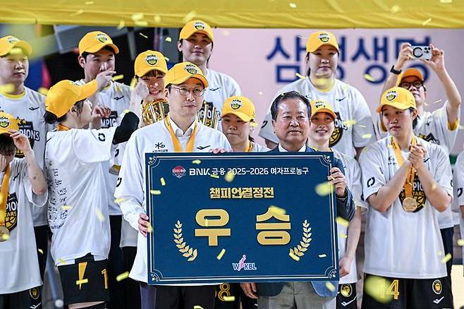 [서울=뉴시스] 여자프로농구 청주 KB국민은행의 김완수 감독. (사진=WKBL 제공) 2026.04.26. photo@newsis.com *재판매 및 DB 금지