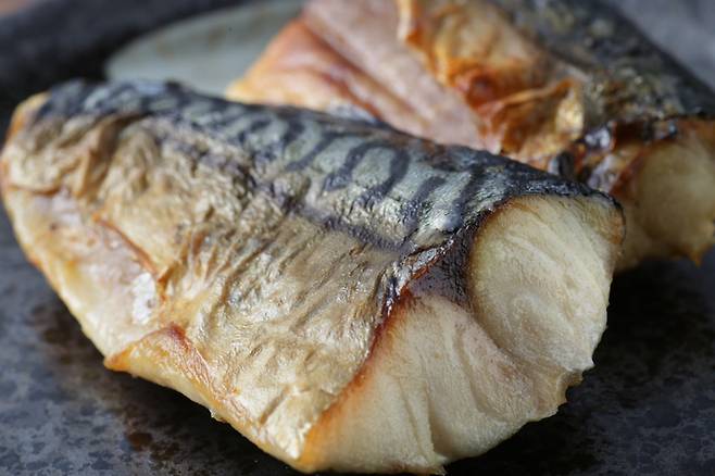 일주일에 2번 이상 오메가3지방산이 든 고등어를 먹으면 심장병 예방에 좋다. 사진=게티이미지뱅크