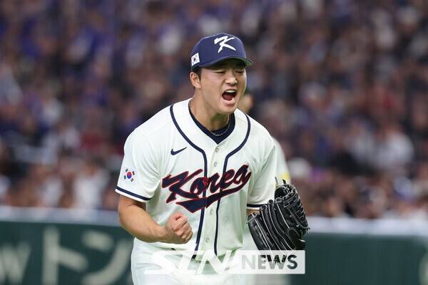 경기 중 포효하는 투수 고우석. /사진=뉴시스&nbsp;