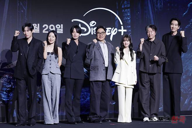 디즈니+ 오리지널 시리즈 '골드랜드' 제작발표회에 참석한 김성철, 문정희, 이현욱, 김성훈 감독, 박보영, 김희원, 이광수.&nbsp; 2026.4.27 ⓒ이혜영 기자 lhy@hankooki.com