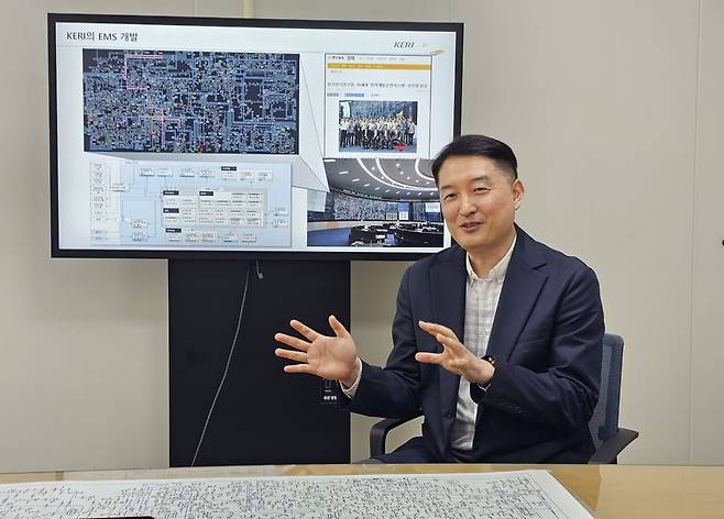이상호 한국전기연구원(KERI) 전력망연구본부장이 전기연구원 경기 의왕 분원에서 파이낸셜뉴스와 인터뷰하고 있는 모습. KERI 제공