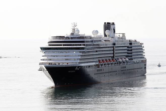 최근 속초항에 입항한 웨스테르담호