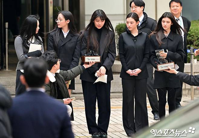 엑스포츠뉴스DB, 뉴진스