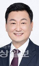 ▲ 울산시의회 안대룡(사진) 교육위원장