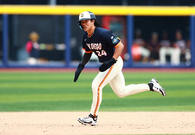 Baseball - MLB - Arizona Diamondbacks v San Diego Padres - Estadio Alfredo Harp Helu, Mexico City, Mexico - April 26, 2026 San Diego Padres' Sung-Mun Song in action REUTERS/Raquel Cunha







<저작권자(c) 연합뉴스, 무단 전재-재배포, AI 학습 및 활용 금지>