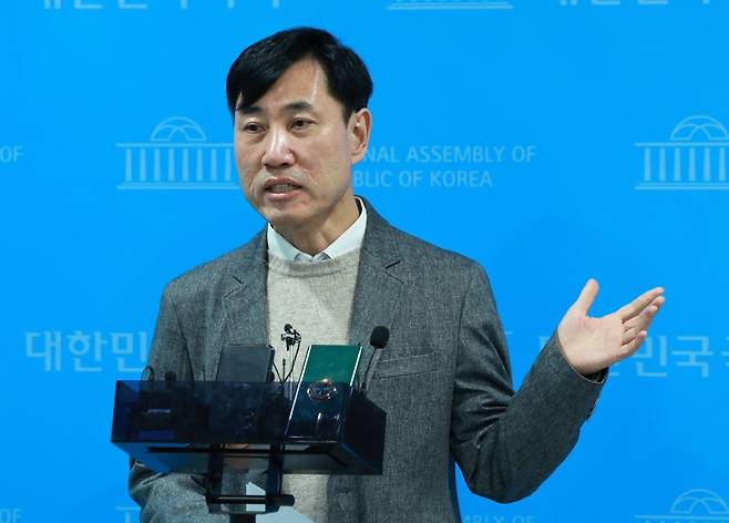 하태경 전 국민의힘 의원이 2024년 1월 29일 오전 서울 여의도 국회 소통관에서 제22대 총선 중·성동을 출마선언과 관련해 발언하고 있다. 뉴시스
