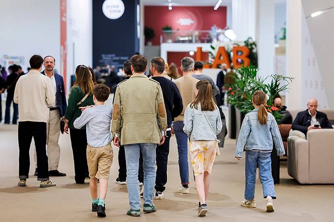 일주일간 열리는 박람회 기간 중 마지막 3일은 업계 관계자는 물론 일반 대중들도 전시장을 관람할 수 있다. 단, 입장 티켓을 구입해야 한다. 사진 워치스&원더스 제네바