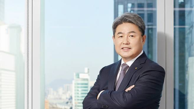 정종표 DB손해보험 사장 약력 : 1962년생, 대구 계성고, 1986년 연세대 법학과, 1987년 DB손해보험 입사, 2010년 DB손해보험 상무, 2015년 DB손해보험 부사장(법인사업부문장), 2020년 DB손해보험 부사장(개인사업부문장), 2023년 DB손해보험 대표이사 사장(현). 사진=DB손해보험