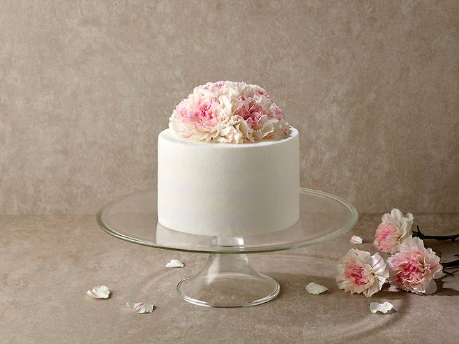 서울신라호텔이 출시한 ‘블루밍 러브’ 케이크. 호텔신라