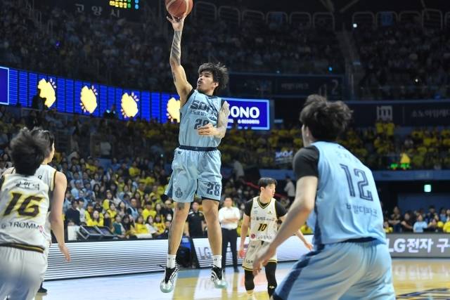 케빈 켐바오의 존재감은 대단하다. 그는 이정현과 함께 고양 소노의 완벽한 원투 펀치 역할을 하고 있다. 사진=KBL 제공