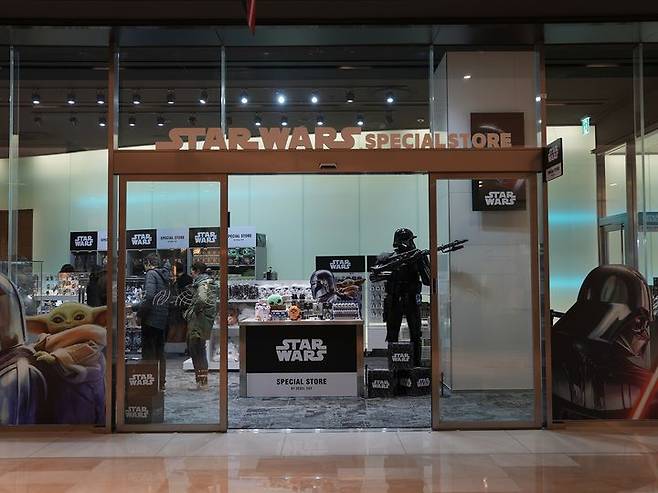 서울스카이 지하 1층 ‘스타워즈 스페셜 스토어’(STAR WARS SPECIAL STORE). (사진=서울스카이) *재판매 및 DB 금지