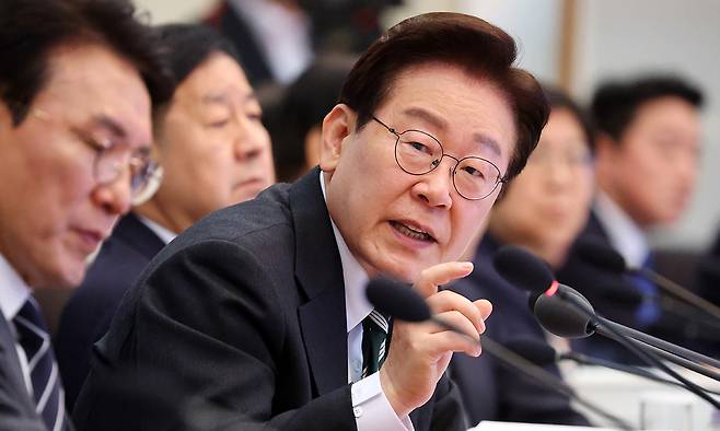 이재명 대통령이 28일 청와대에서 열린 국무회의 겸 비상경제점검회의에서 발언하고 있다. 청와대통신사진기자