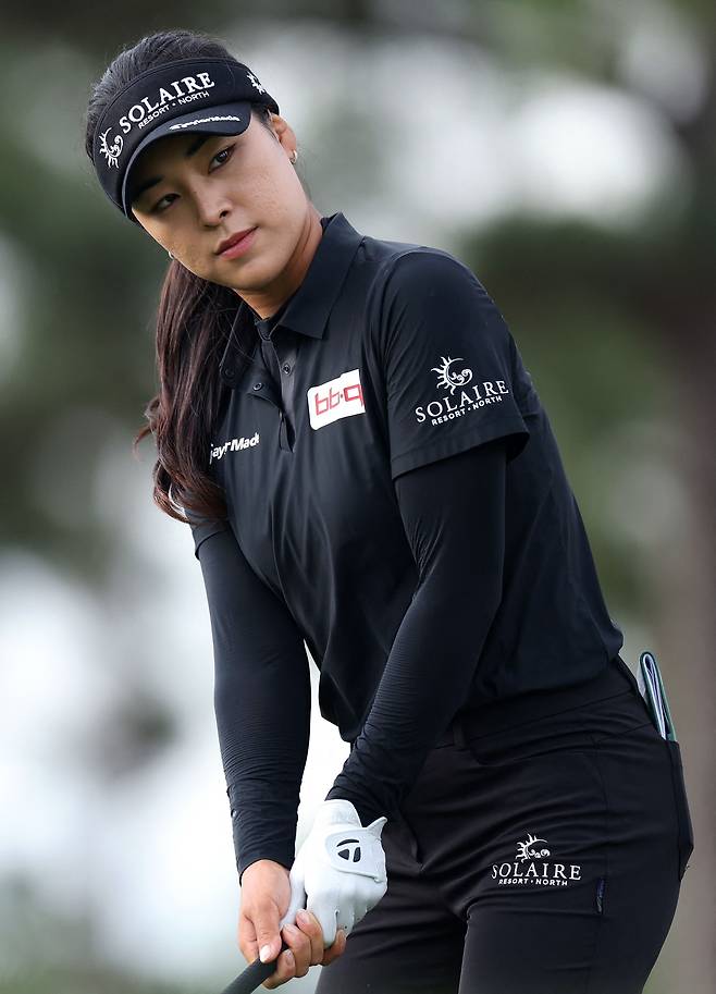 티샷을 준비하고 있는 윤이나. 사진 제공=AFP연합뉴스