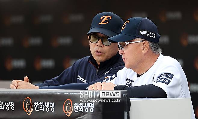 ▲ 김경문 감독은 양상문 코치가 28일 찾아와 건강상의 문제를 호소했다면서, 복귀 시점에 대해서는 몸조리가 우선이라는 뜻을 드러냈다 ⓒ곽혜미 기자