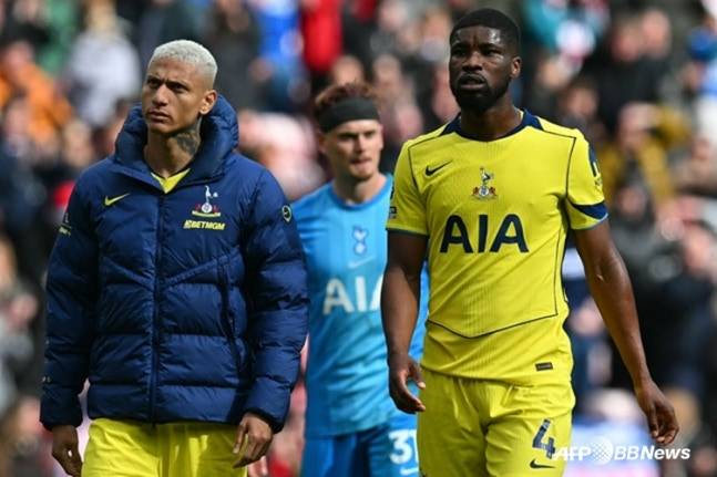 히샬리송(왼쪽)과 케빈 단소의 모습. /AFPBBNews=뉴스1