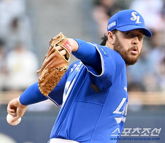 29일 잠실야구장에서 열린 삼성과 두산의 경기. 삼성 선발투수 오러클린이 역투하고 있다. 잠실=허상욱 기자wook@sportschosun.com/2026.04.29/