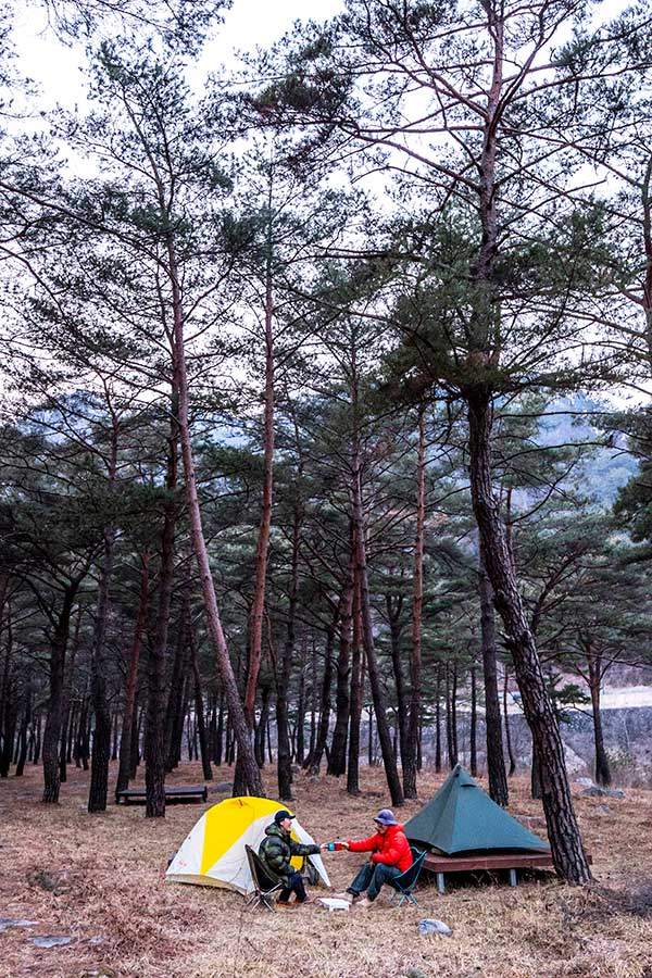 51구간 대피소(야영장)인 척구마을간이대피소. 기존에는 와유곡이라고 불리던 장소다.