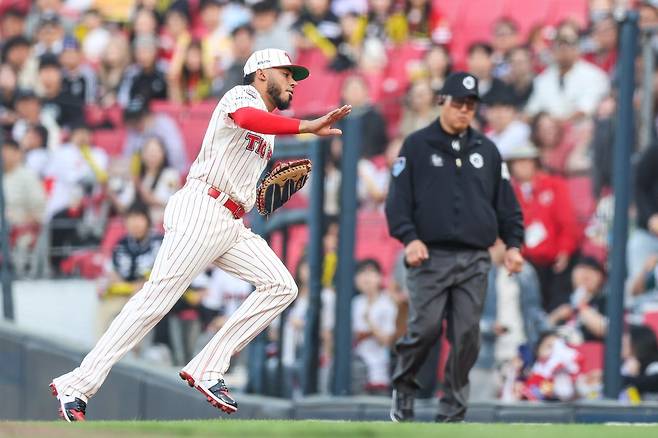 KIA가 왼쪽 햄스트링 부분 손상으로 6주 이탈한 해럴드 카스트로의 대체 외국인 타자를 찾는다. 사진제공｜KIA 타이거즈