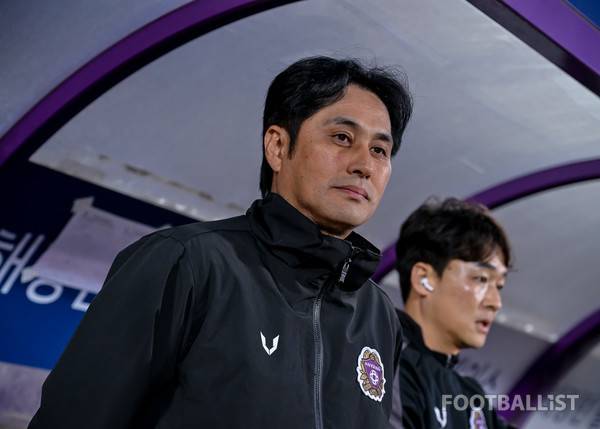 유병훈 감독(왼쪽, FC안양). 서형권 기자