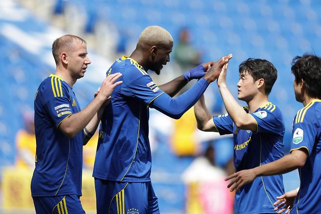 울산 HD 선수들. 한국프로축구연맹 제공