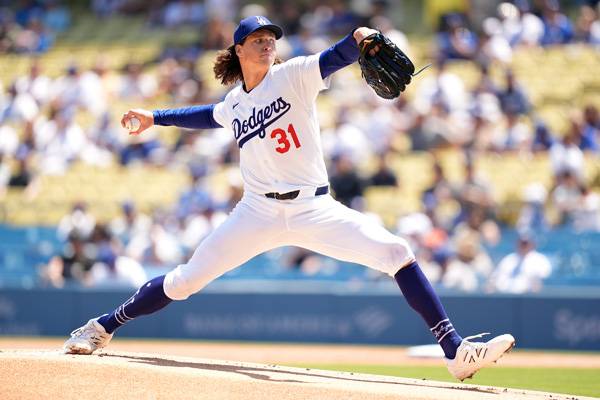 다저스 선발 글래스나우는 5 2/3이닝 2실점 기록했다. 사진= AP= 연합뉴스 제공